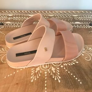 Melissa Slides